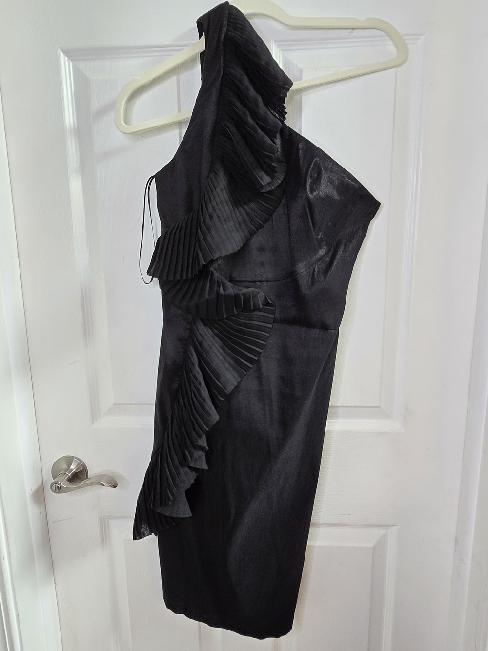 Black One-Shoulder Ruffle Cocktail Dress - Picture 6 of 6